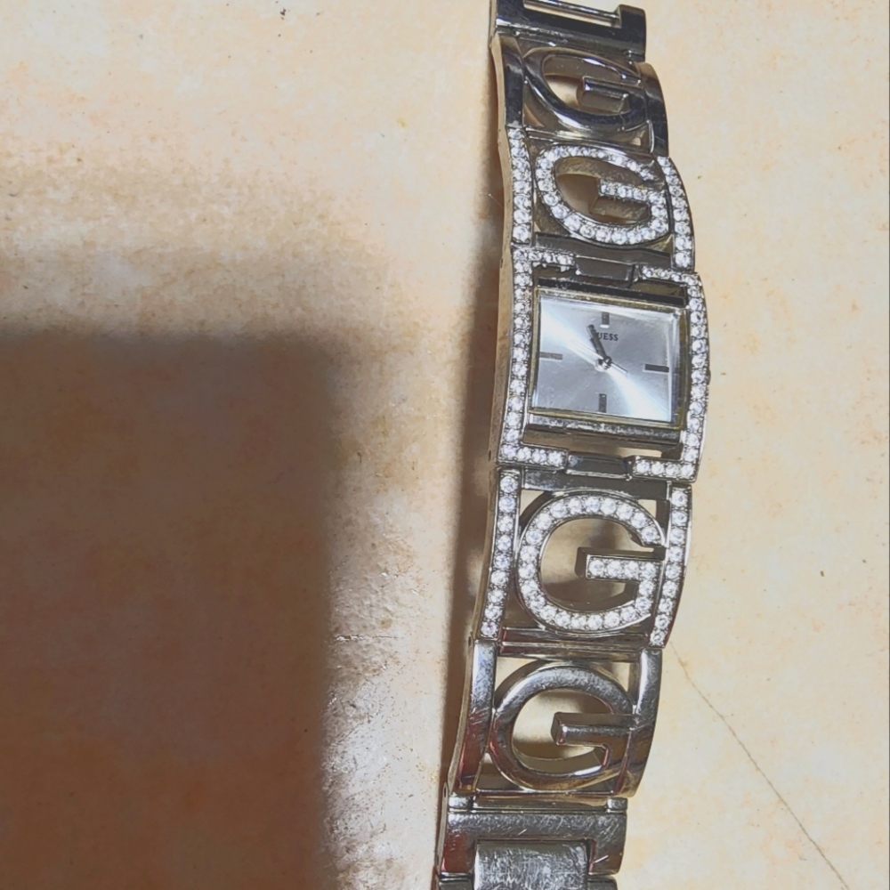 Guess watch womans